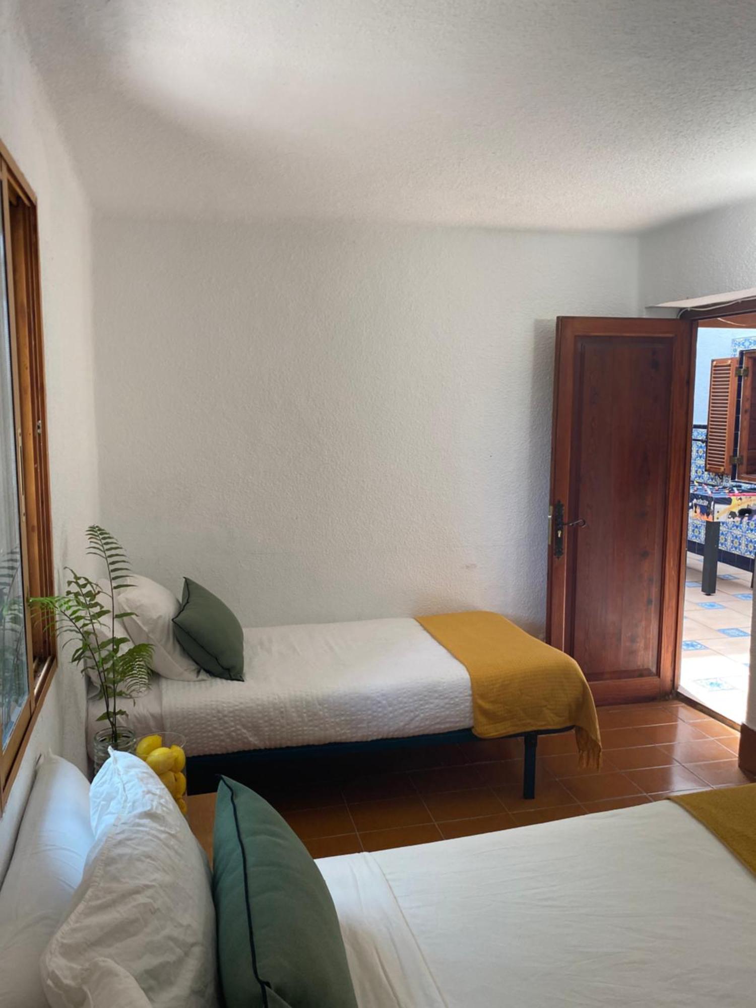 Pink Lemon House Bed & Breakfast Elche Exterior photo