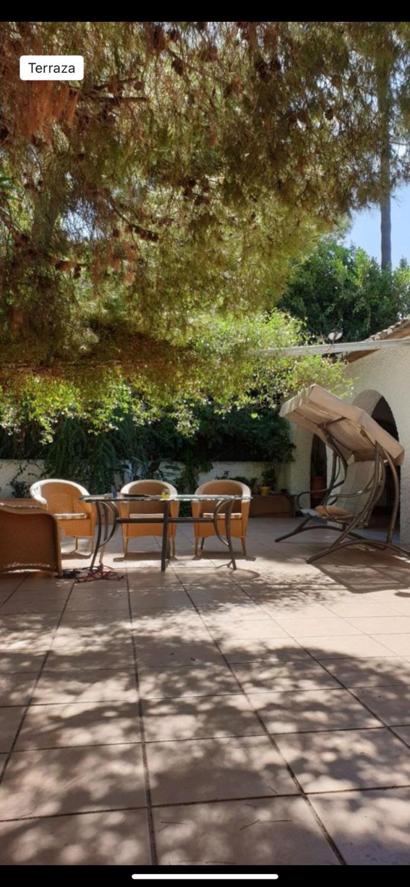 Pink Lemon House Bed & Breakfast Elche Exterior photo